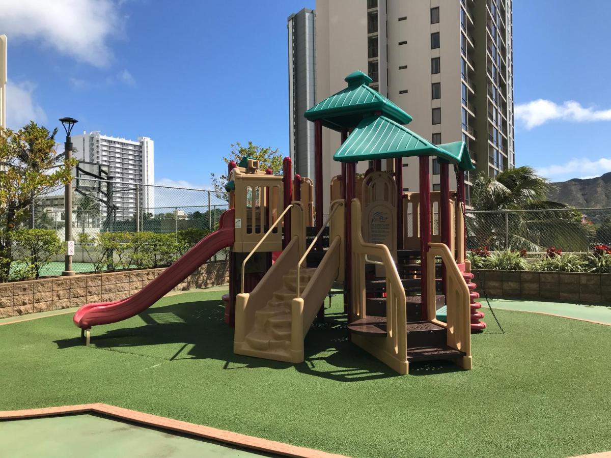 Waikiki Banyan 1Br With Great Ocean Views, Steps To Beach & Parking! Honolulu Extérieur photo
