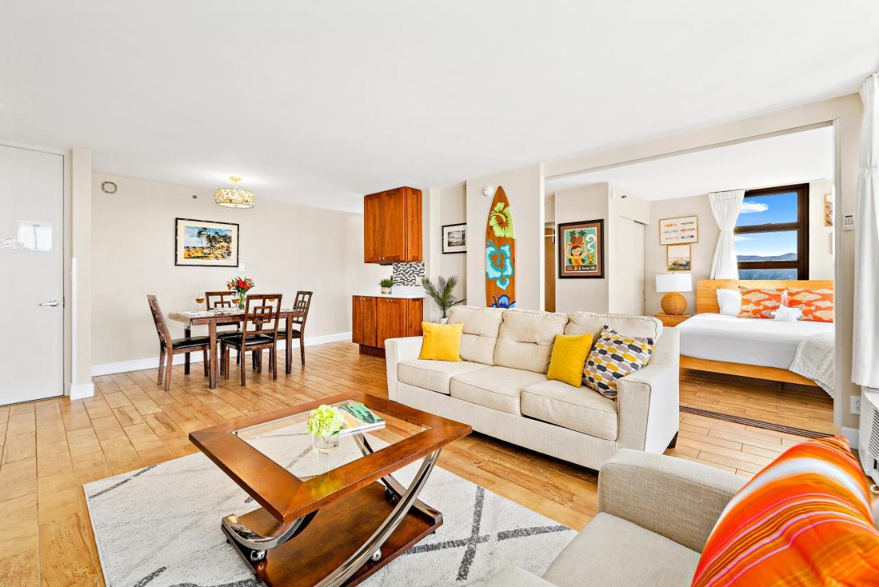 Waikiki Banyan 1Br With Great Ocean Views, Steps To Beach & Parking! Honolulu Extérieur photo