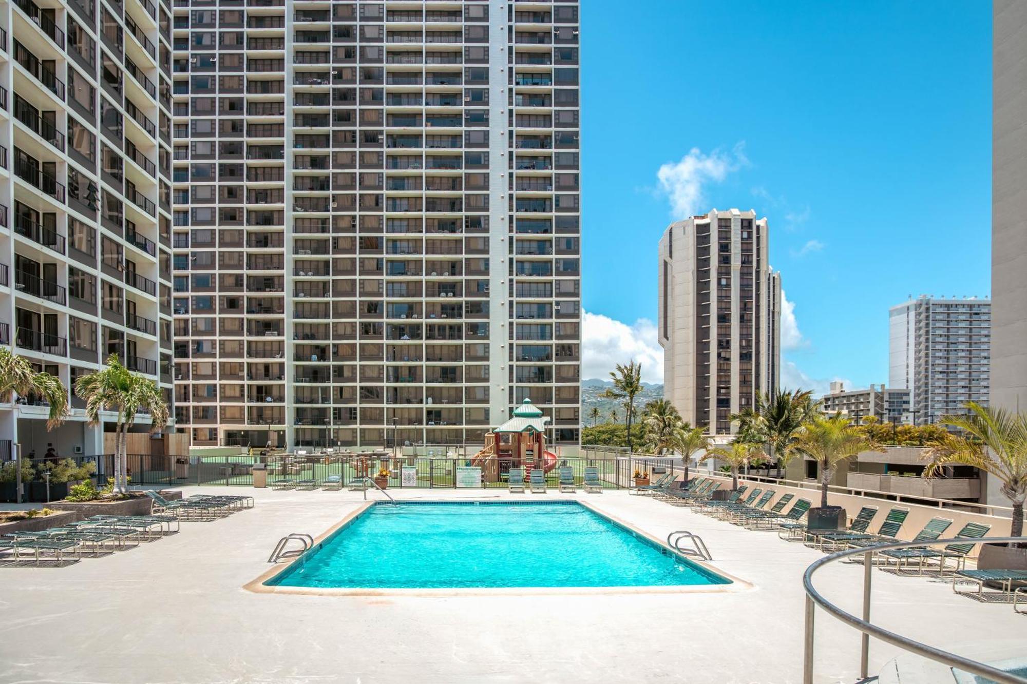 Waikiki Banyan 1Br With Great Ocean Views, Steps To Beach & Parking! Honolulu Extérieur photo