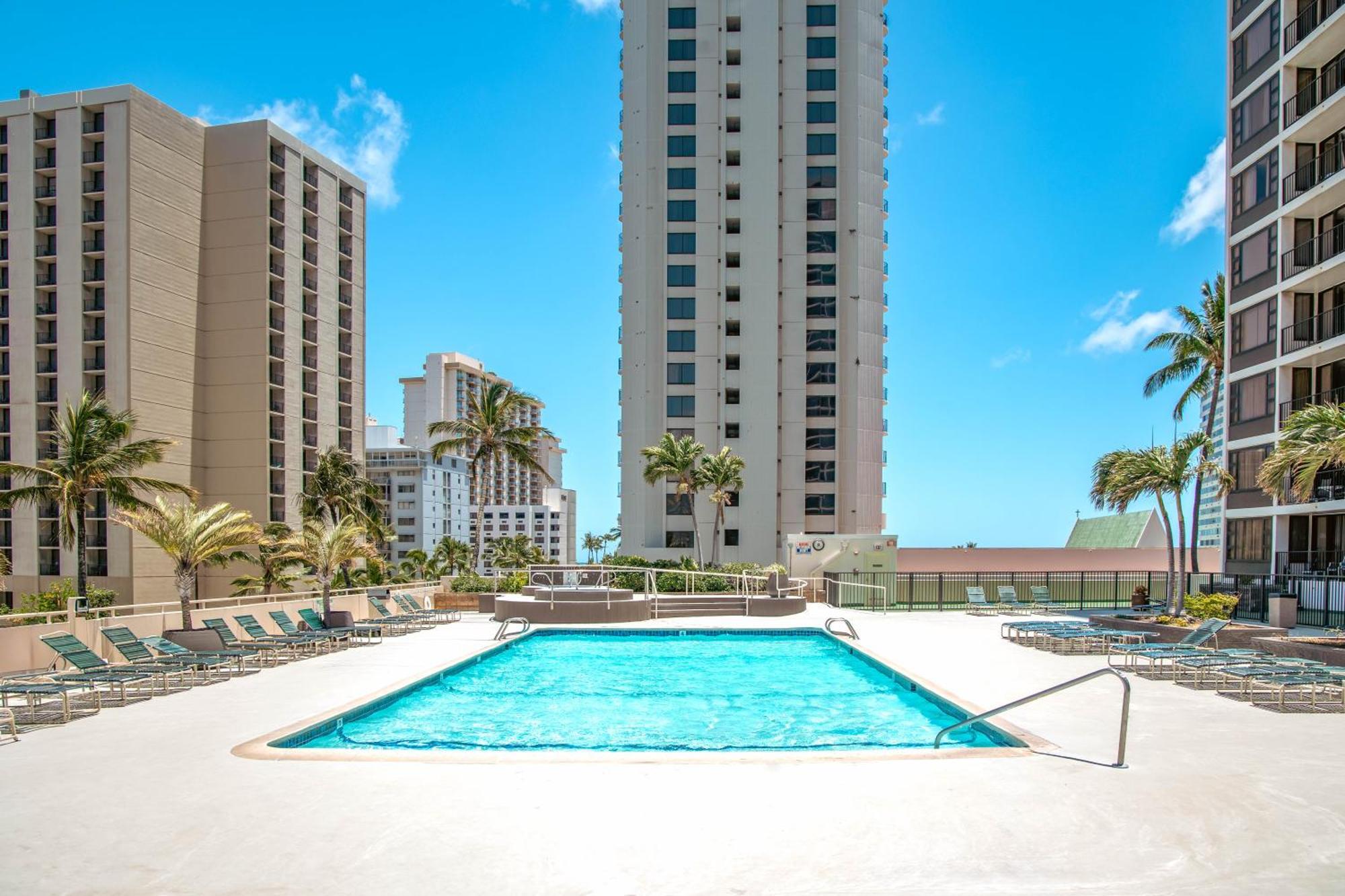 Waikiki Banyan 1Br With Great Ocean Views, Steps To Beach & Parking! Honolulu Extérieur photo